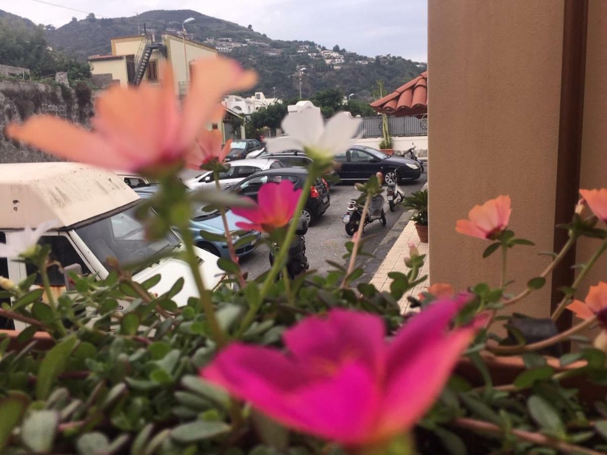 Casa Mafalda B&B Lipari Kültér fotó
